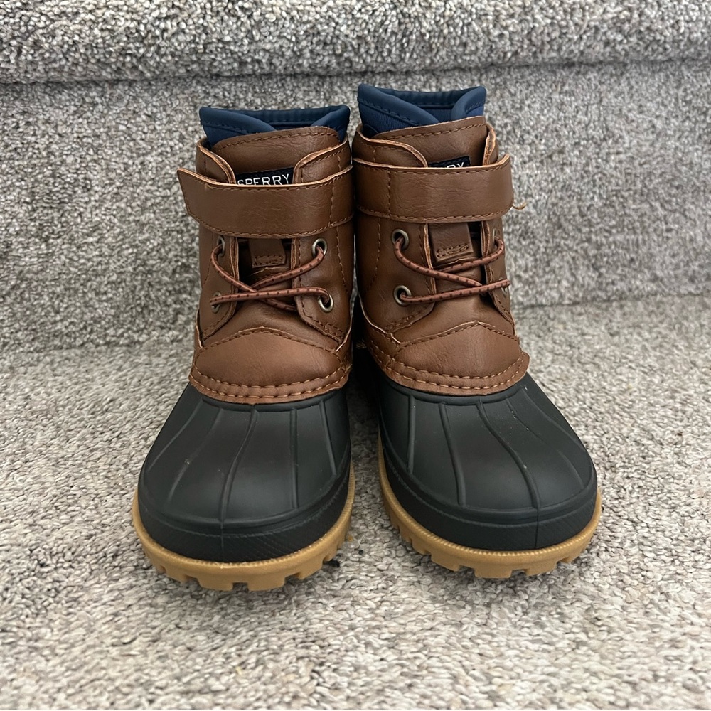 Sperry Boots sz 8